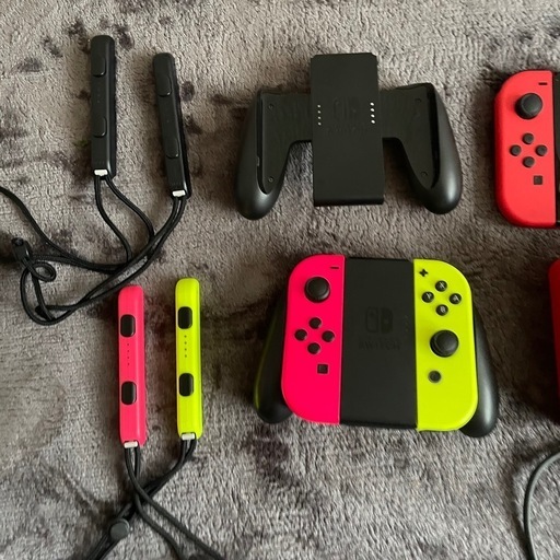 Switch本体　マリオレッド