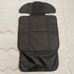 ジュニアシート　保護マットの画像
