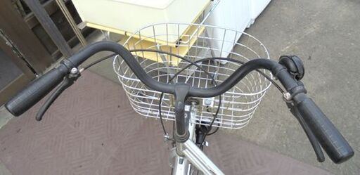 26インチ 自転車 変速なし 鍵付き 荷台付き シルバー ママチャリ アベリア 札幌市 白石区 東札幌