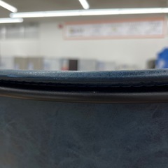 Knot antiquesのログチェア ネイビーを紹介します！！の画像