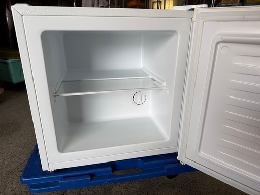 アイリスプラザ 冷凍庫32L 1ドア 小型 前開き PF-A32FD アイリス