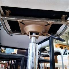 【バナナ苫小牧】あずま工芸 昇降式 カウンターチェア ホワイト Tcc-591WH/599Bkの画像