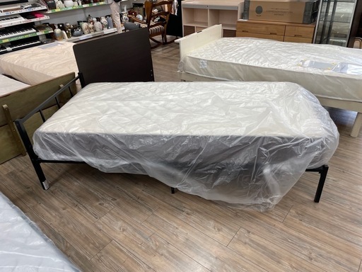 シングルベッド