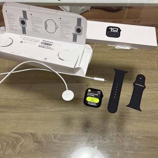 アップルウォッチシリーズ10 本体とスポーツバンド　