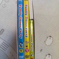 DWE Family Dance Party DVD2枚+CDの画像