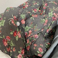 セミダブル布団と布団カバー、枕カバー付きの画像