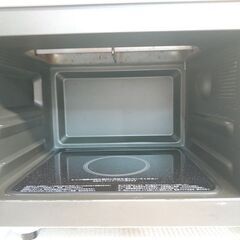 セール！3か月間保証☆配達有り！7700円(税込み）シャープ オーブンレンジ 庫内フラット 2022年製の画像