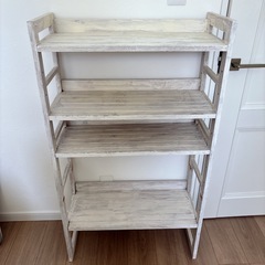収納棚　ホワイト家具　63.5×28×110