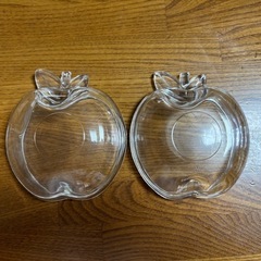 りんご皿　ガラス皿の画像