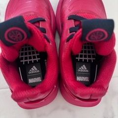 adidas  スパイダーマン スニーカー 13cmの画像