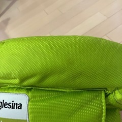 イングリッシーナ ファスト　ビブドレス付き　トレーなし　テーブルチェアの画像