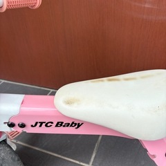 幼児用折りたたみ三輪車の画像