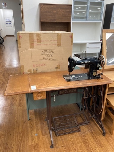 Brother 家庭用足踏み　TA1-B618