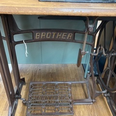 Brother 家庭用足踏み　TA1-B618の画像