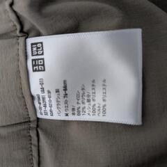 ユニクロ ギアパンツ Mサイズ ベージュの画像