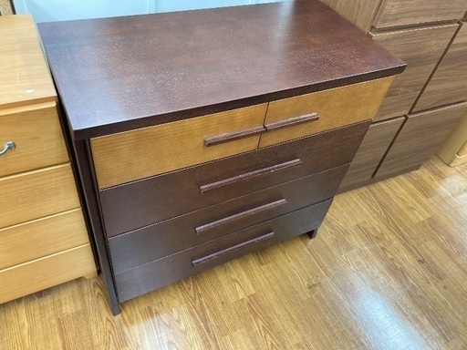 ローチェスト　ニトリ4段　傷あり