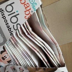 コストコ　bibsters  ミニーの画像