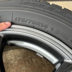 冬タイヤ　ブリザック　175/70/r14の画像