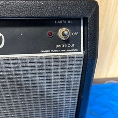 取引中）
FENDER JAPAN　BASSMAN 60　ベースアンプの画像