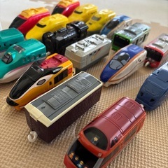 マック ハッピーセット プラレールの画像