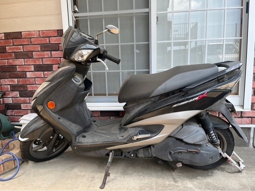 バッテリー交換済み　ヤマハ　シグナスX