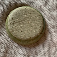 ハンドメイドのコーヒーカップとお皿のセットの画像