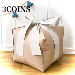 【新品未使用】3COINS・クリスマスプレゼントバルーン×3の画像