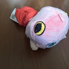 アーニャの寝そべりの画像