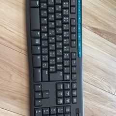 キーボード（300円）※取りに来られる方限定／片方のスタンド欠けあり