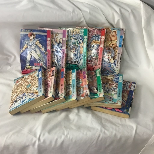 聖闘士星矢初版漫画セット10巻&14-25巻セット (増田商店 桜川