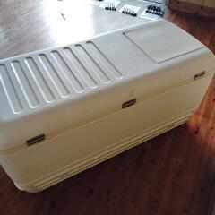 IGLOO イグルー 大型クーラーボックス 大型 クーラーボックス ・142L 150Qtの画像