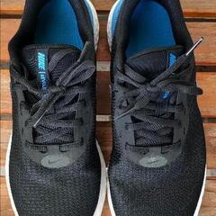 【最終値下げ】26.5cm NIKEレボリューション5の画像
