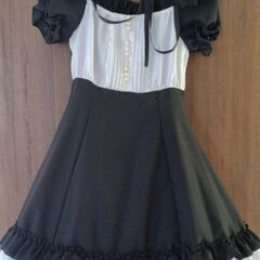 メイド服＋パニエ