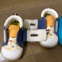 長靴　13cm   スニーカー　14cmセットの画像