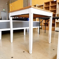 IKEA イケア ダイニングテーブルの画像