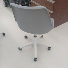 ★ジモティー割あり★キャスター付デザインチェア　GY　高さ(H)73～83×幅 (W)46.5× 奥行(D)53(cm)の画像