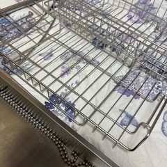 水切りラック（突っ張り棒、省スペース）の画像