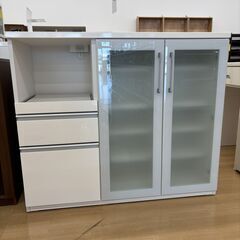 【リユースのサカイ野々市店】レンジ台 ニトリ ホワイト W(幅)119.5×D(奥行き)50.5×H(高さ)101.5cm ※クリーニング済みの画像