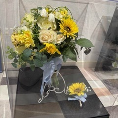 ウェディングブーケ、ブートニアの画像