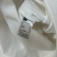 GU フード付きTシャツの画像