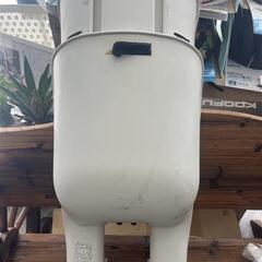 値下げ可　中古品　ブリヂストン　BRIDGESTONE　bikke　ビッケ　フロントチャイルドシート　自転車チャイルドシート　前乗せ　電動自転車　ホワイト　ビッケチャイルドシートの画像