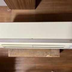 引き取り限定。12畳用エアコン本体と室外機をお探しの方に。