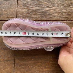 【新品未使用】  キラキラ ビジュー サンダル 14cm～14.5cm の画像