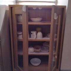 食器棚の画像