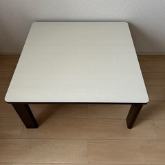 こたつ机の画像