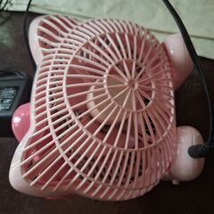 可愛いキティちゃんミニ扇風機動作確認済みの画像