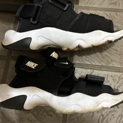 NIKEのスポーツサンダルの画像