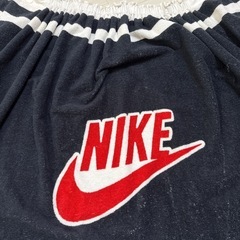 ナイキNIKEボタン付き バスタオル70センチの画像
