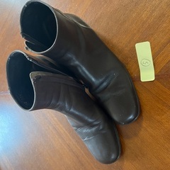ほぼ新品〜中古　22.5〜23センチパンプス　レペット他の画像