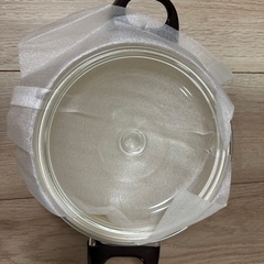 【未使用】両手鍋18cm(蓋付)＆保温トレーの画像